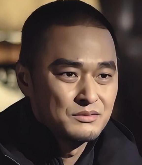 “身家上亿”的北京协和医学博士冯唐，再次抛出惊人“言论”，他说：“没事不要和任何