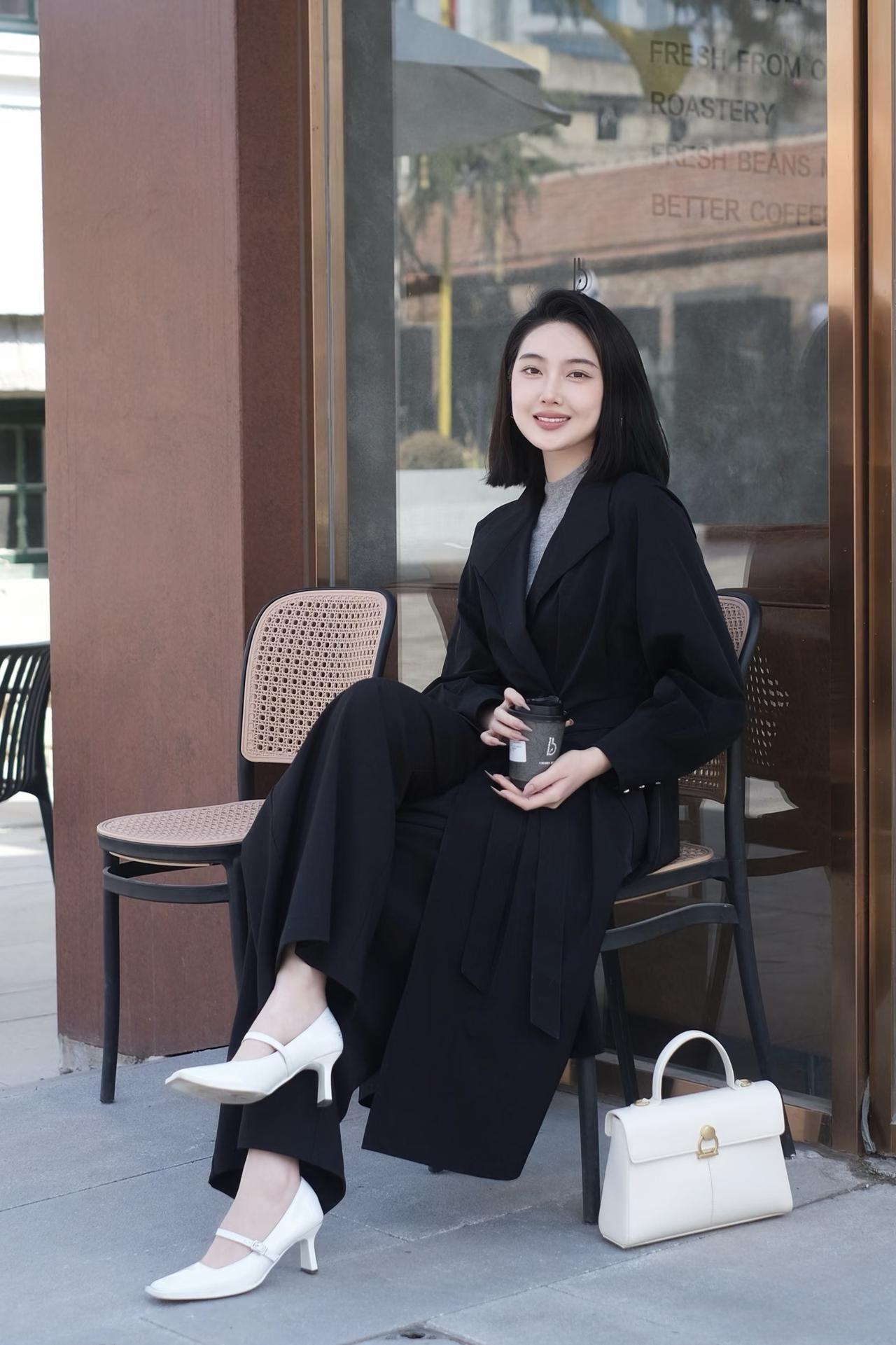 颜值，才华，人品哪个对女人最重要人品最重要！