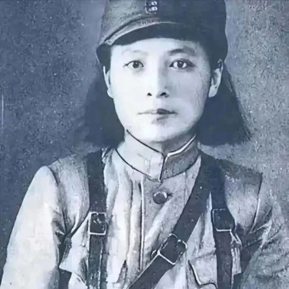 1939年，田仲樵正在监狱里给日军洗衣服，谁曾想，竟发现了自己为丈夫缝制的裤子，