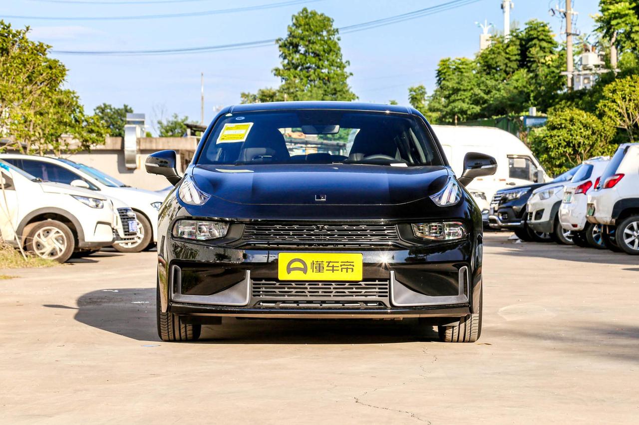 最近看二手领克03跑了七八家车商，还约了两个懂行的朋友一起蹲车源，看实车、查保养