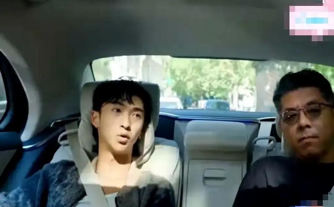 他才20出头，就敢说“分开是不错的选择”？网友炸锅了。伊能静转发说“孩子长大