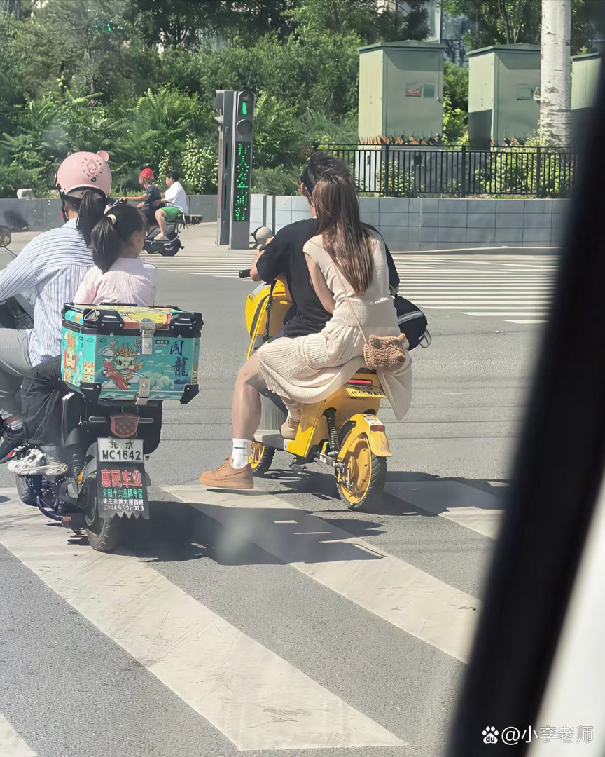 这个腿怎么这么强壮？