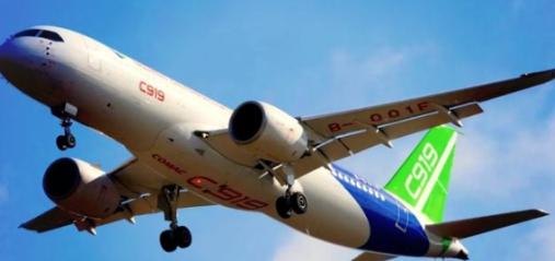 中方拒绝波音后，一位海外人士曾指出，如果美国制裁中国，中国所谓的国产大飞机根本