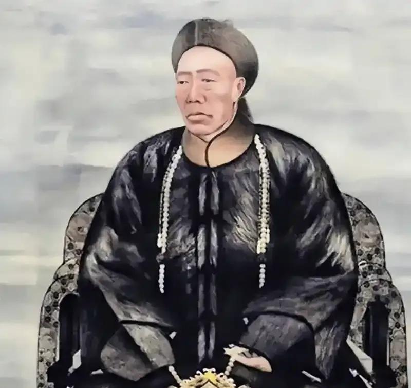 1908年慈禧太后去世，李莲英请求回老家养老。隆裕太后心想：“你做了多少恶事，我