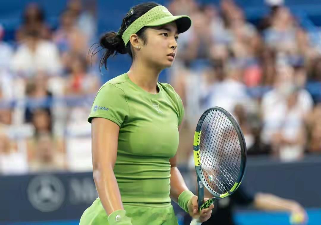 郑钦文世界排名飙升27位，收获5大利好，美网女单32强决出22席了北京时间9月4
