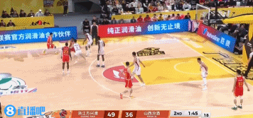 桑普森成为“板凳匪徒”，晃倒法耶突破扣篮，怎么在广厦就爆发？桑普森之前在辽宁