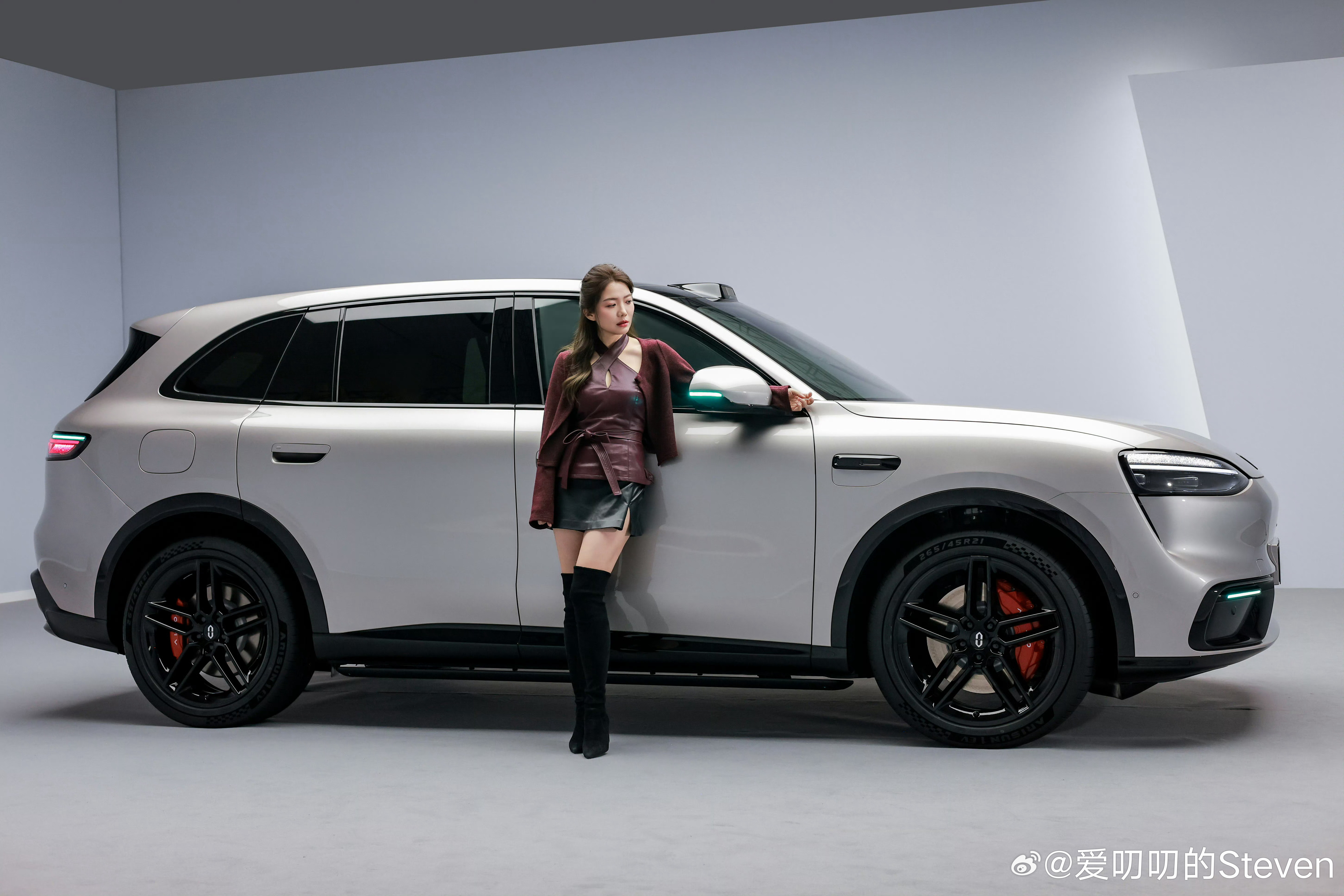 哇塞哇塞这么看怎么感觉问界m6这么大！问界m6