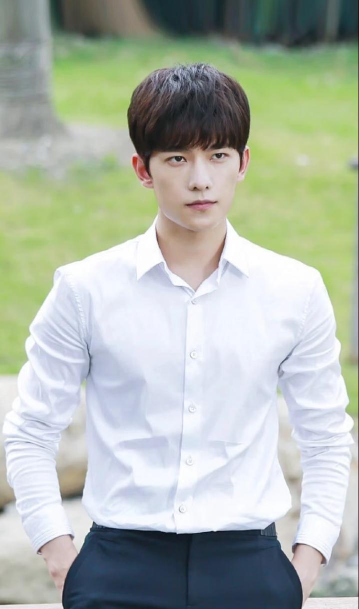 现在再看顾漫三部曲，那肯定就不是一个说法了！顾漫小说里面男主三观最好的是航天工