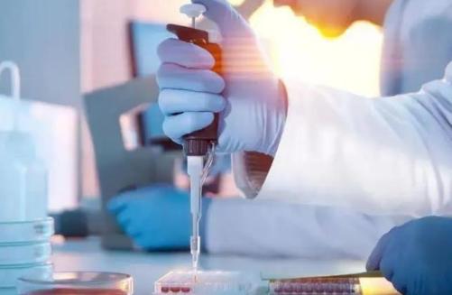 没想到，真正能拿捏住美国的既不是中国的普通商品，也不是中国掌控的稀土资源，而是中