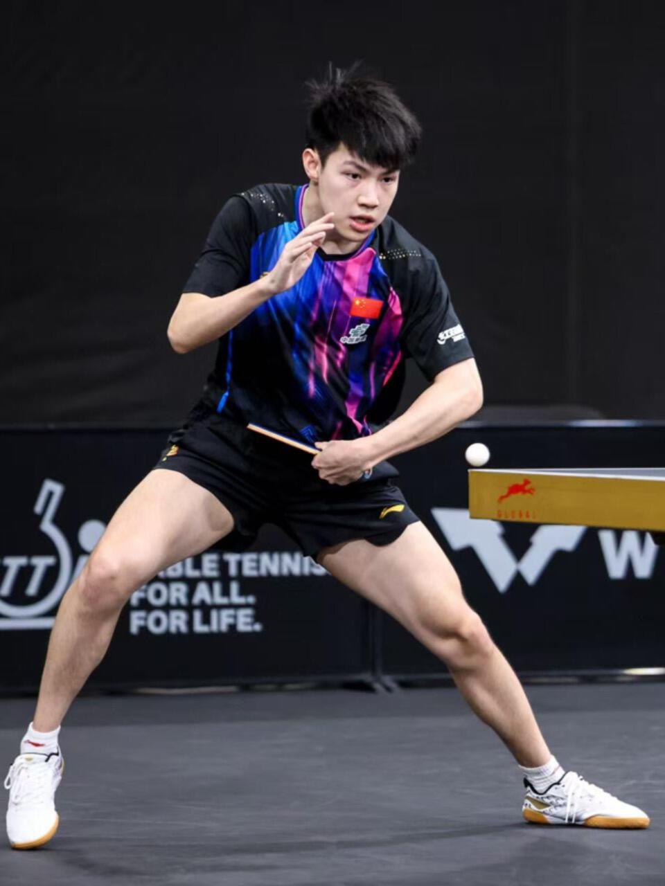 黄油支棱起来了，逆转打败上隼辅晋级，这才是真正的逆转，没想到可以赢！这可是相当