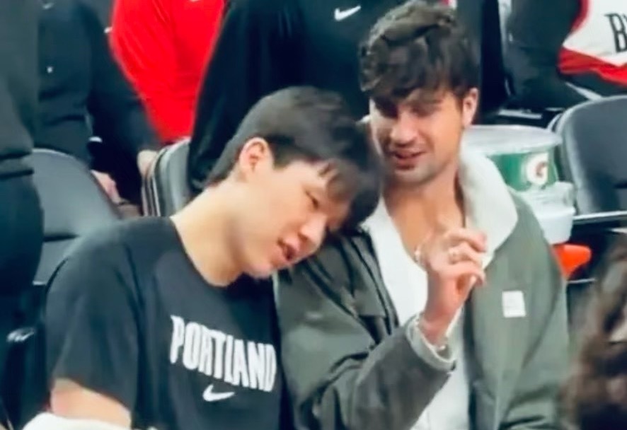 背靠大哥好乘凉