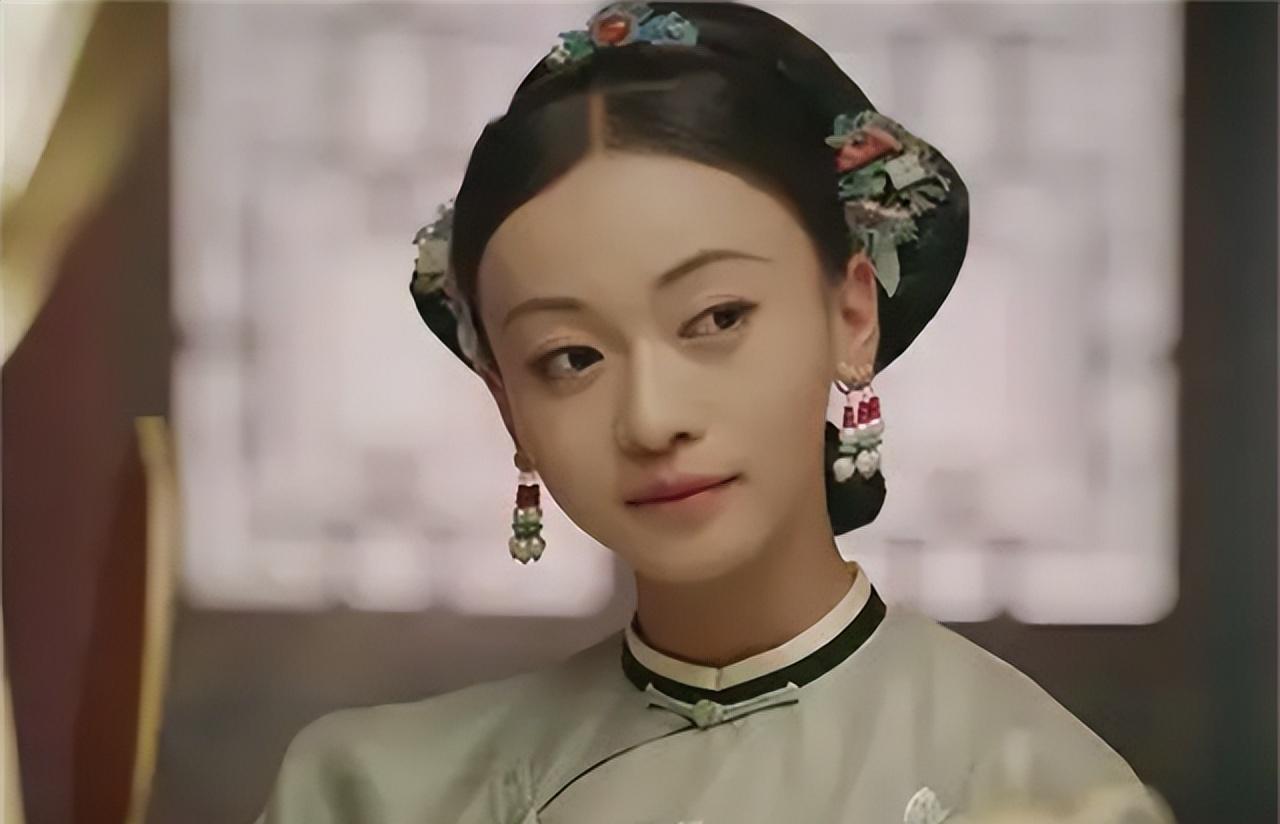 1928年7月，清裕陵被盗，乾隆第三位皇后——孝仪纯皇后的遗体被发现，这具遗体保