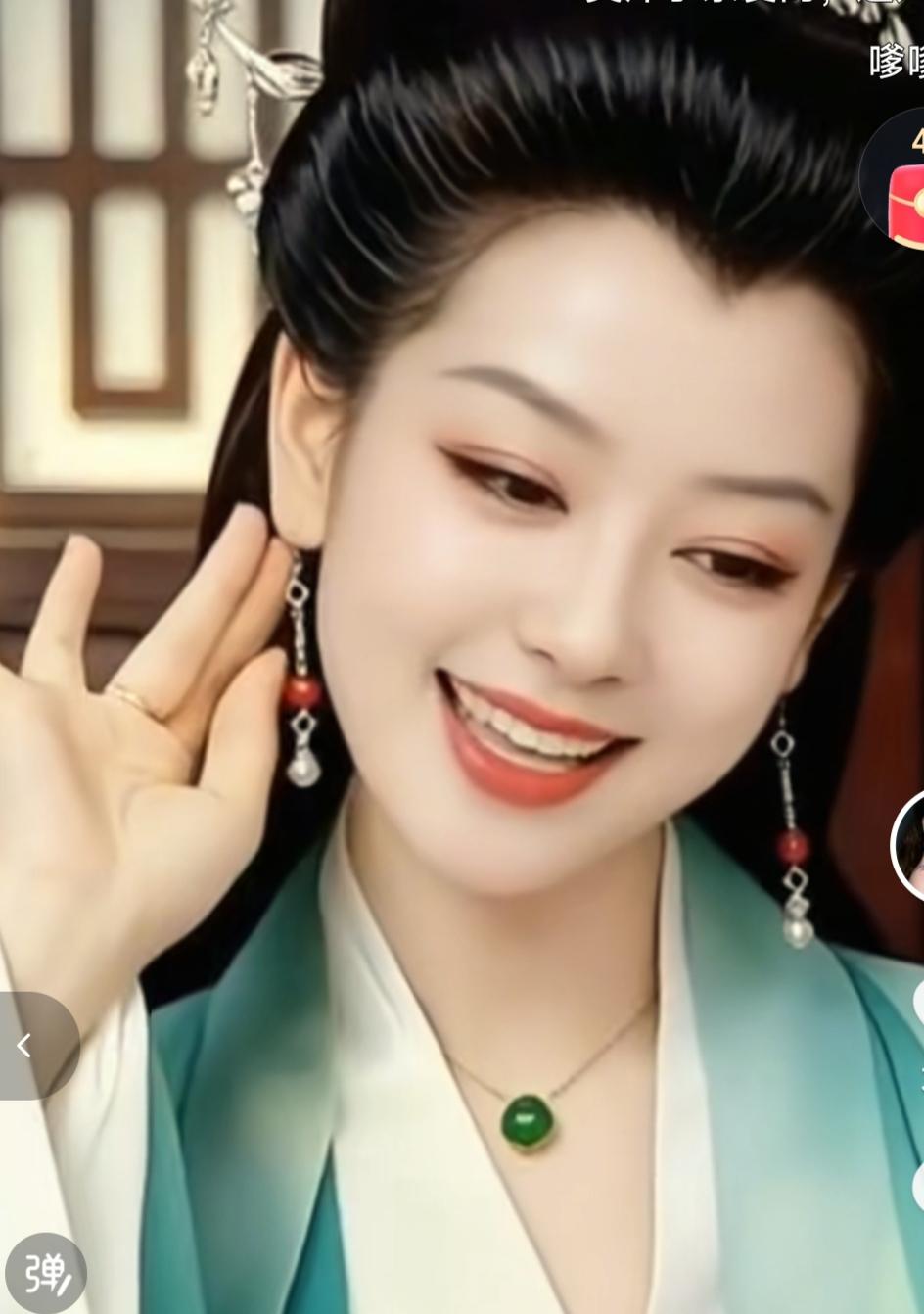 女人出轨了要不要离婚❓我来讲个故事，我农村老房子隔壁有一对小夫妻，男的矮个子，人