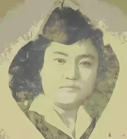 1940年，军统女特工王宝云被绑在老虎凳上，已经加到第三块砖，她疼得大汗淋漓。日