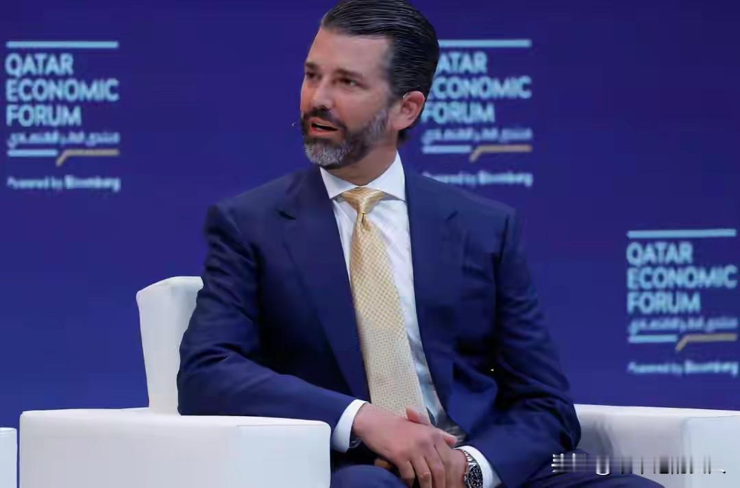 妈呀！😡这还了得？要子承父业？据悉，还没宣布参选，特朗普长子已成为2028美