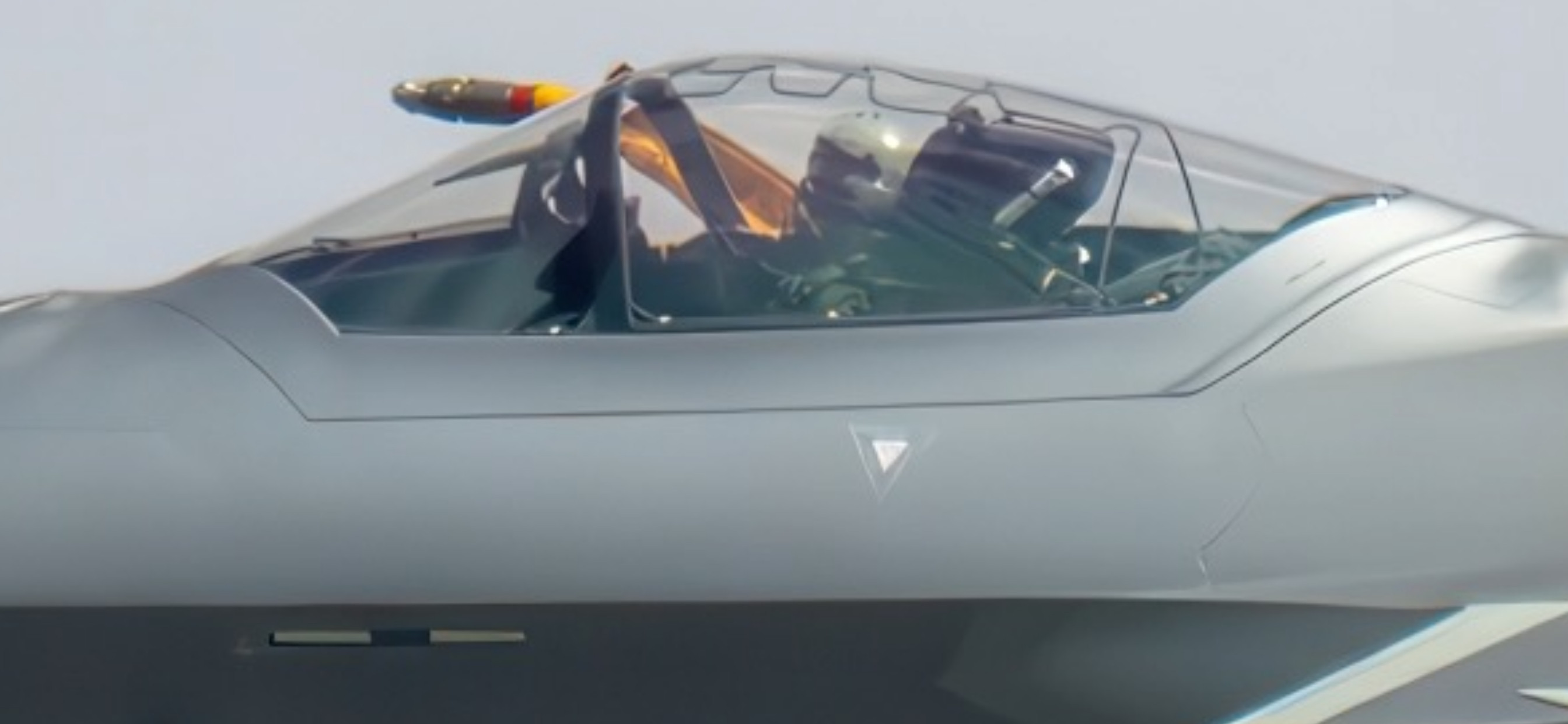 歼20空中受油管特写军事武器装备​​​