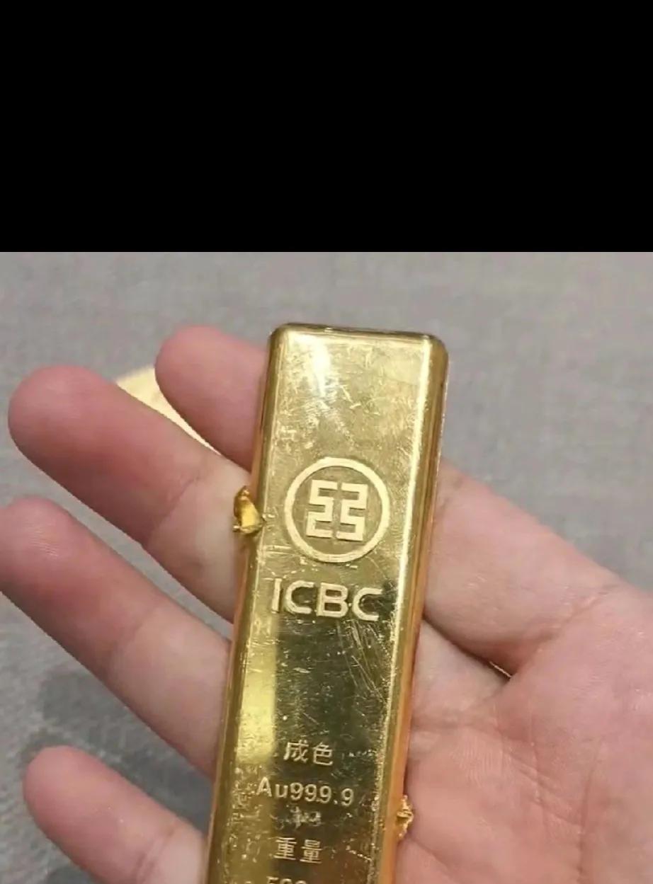 “见利忘义”辽宁锦州，男子欠了一屁股债，没钱给工人发工资，走投无路跟工仔借钱，工