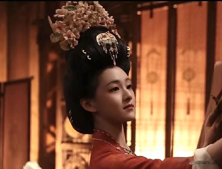 从李煜身上，有没有发现事实上，五代十国大混乱促进了文化大南迁。李煜虽然当皇帝