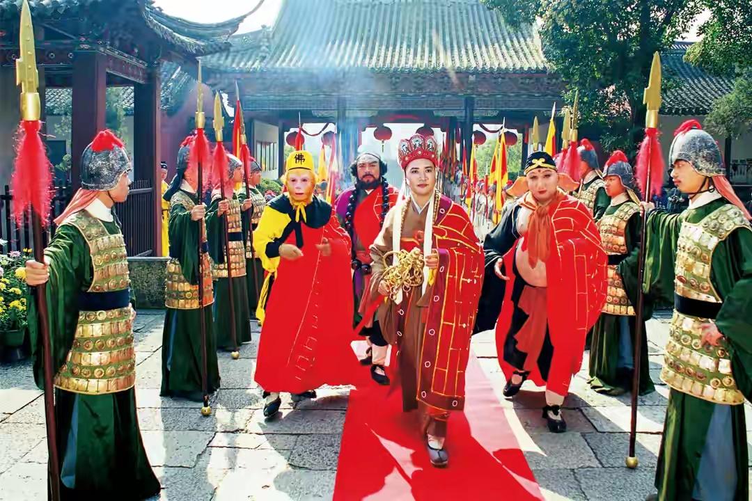 西游记《西游记》当年播出后，引发了全国性的轰动，深受广大观众喜爱。遗憾的是，