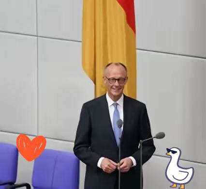 德国公开喊话东方当地时间2月11日，德国总理默茨出席在比利时安特卫普举行的欧洲