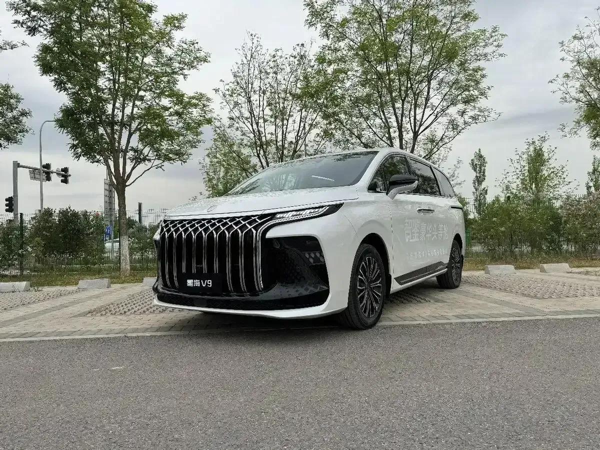 2025买MPV，记住这个口诀不纠结：要舒适：买岚图梦想家要商务：买别克GL