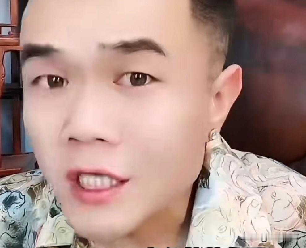 小胖说九天再不给骡子低头认错，互联网生涯就结束了！九天私