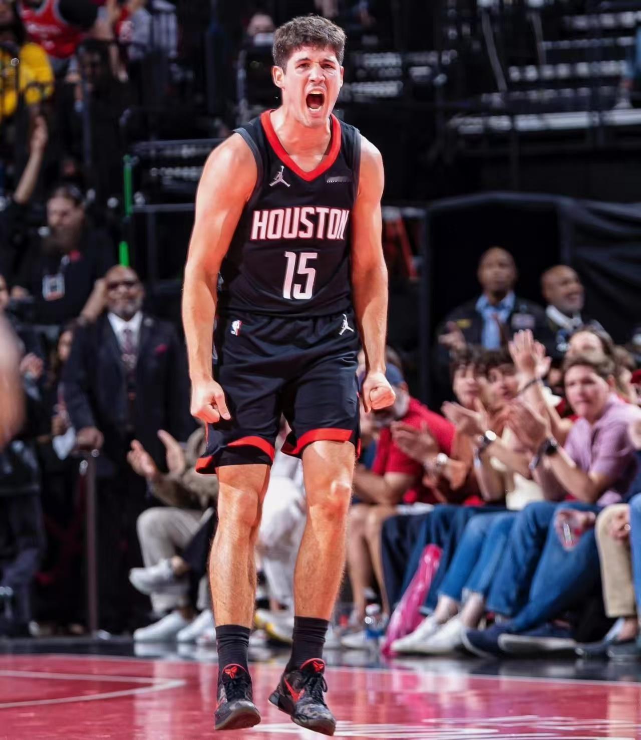 计划有变！火箭逆转勇士，谢泼德要上位。一年一度的NBA春晚火勇大战又来了，勇士