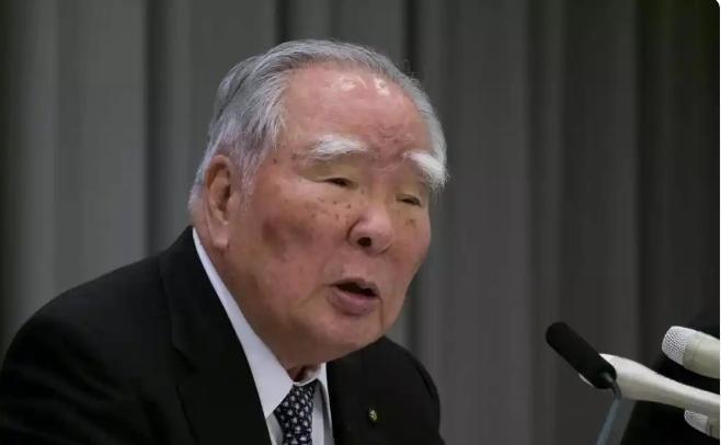2018年，铃木退出中国市场，当时的董事长铃木修放话：“我就是死，也不会向中国市