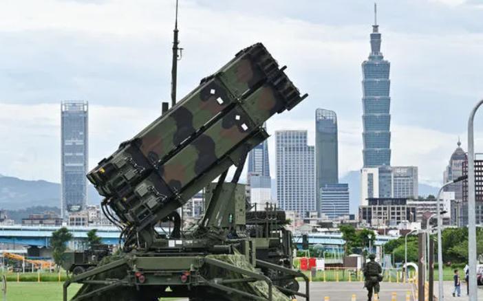 美国通知台湾8军售总价逾3500亿　台防务部门证实台防务部门今天（18日）证