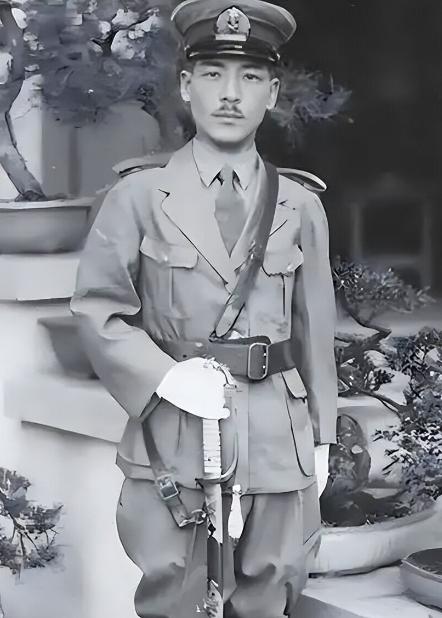 1940年5月，日军特务山田浩二被拖进地窖，坐老虎凳、竹签扎指甲、皮鞭沾盐水鞭背