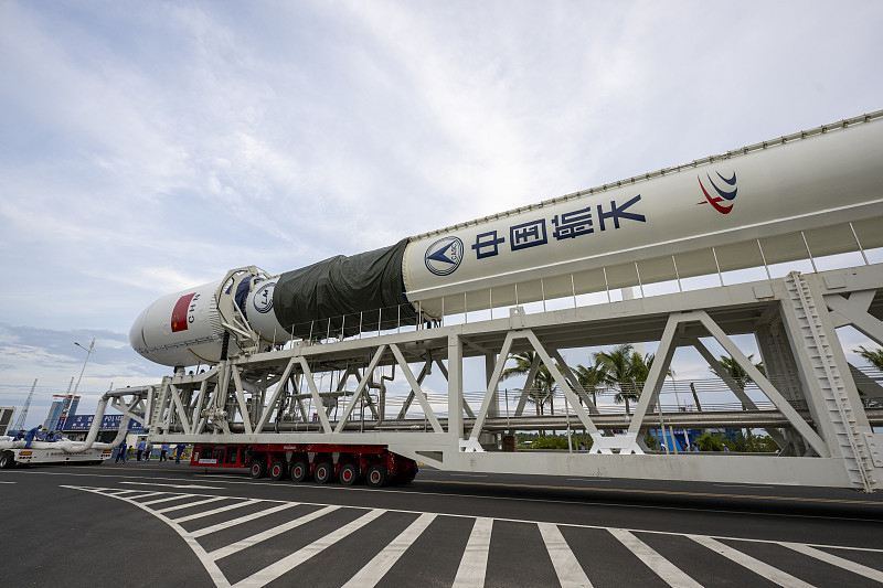 2026年10月10日，第27组卫星升空，中国低轨卫星互联网星座加速组网。目前在轨约470颗，星链超
