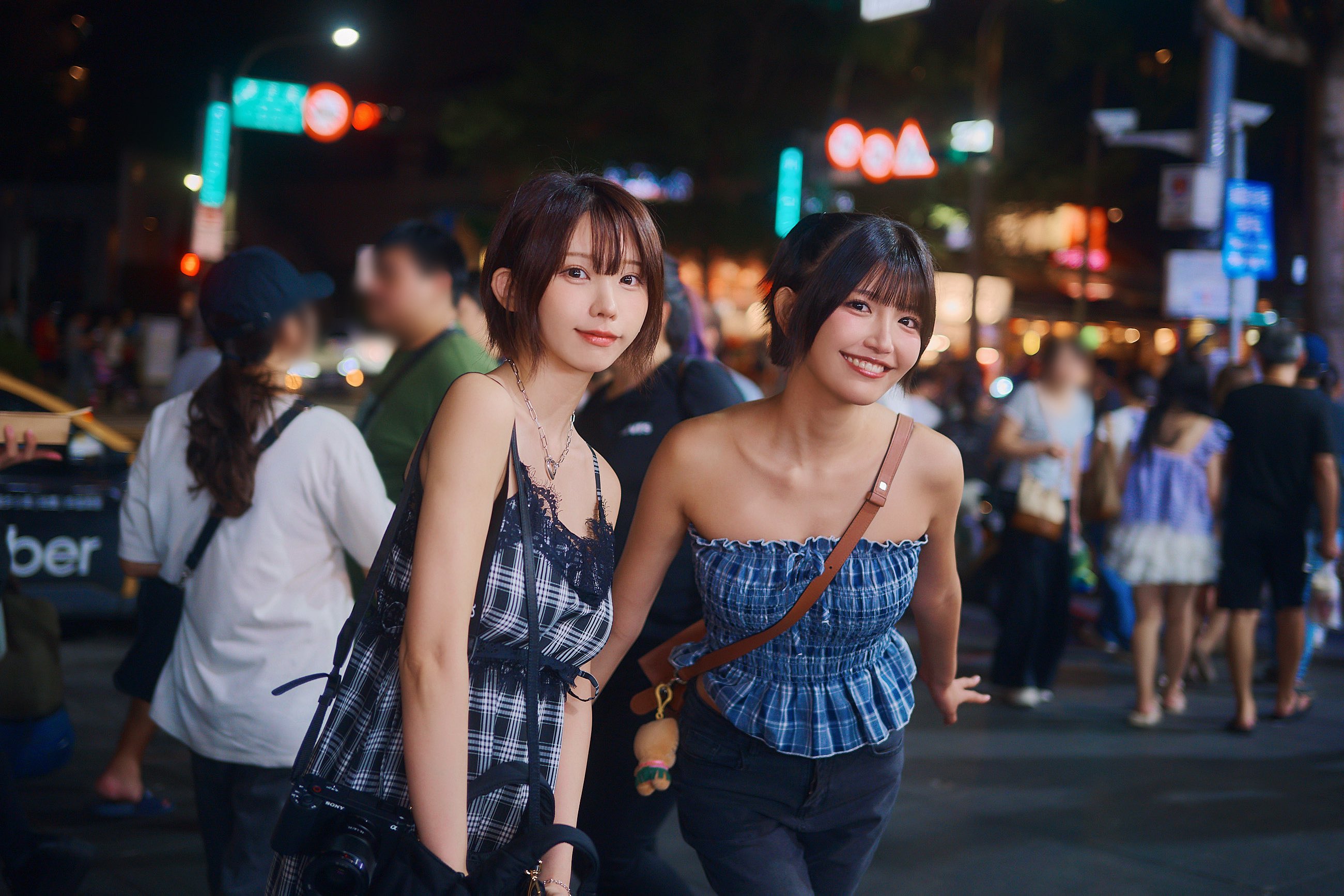 越来越喜欢短发的女生了