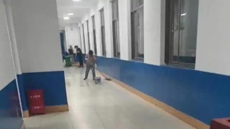 56人的班级，41人请假。这不是流感季，这是开学第二天。山东菏泽巨野县南
