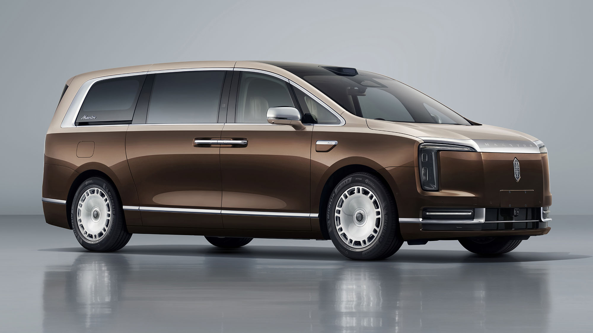 尊界V800曝光：轴距超3.4米，定价超百万？
