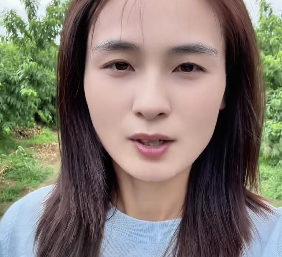 今天网友的1条留言瑾汐回复了3次瑾汐账号ip已到河南自从二哈在账号上吐槽瑾汐