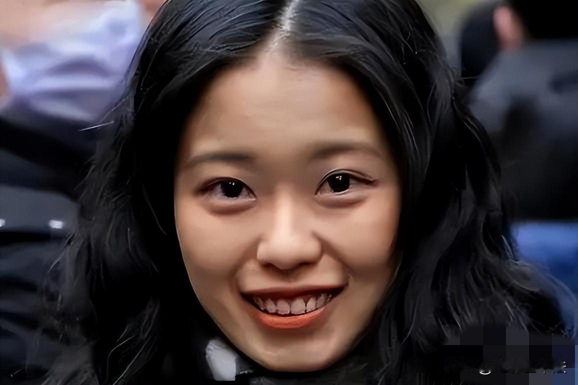 朱军面对弦子毫无证据的指控，为什么无力有效反击，理记一文说透了原因：第一，弦