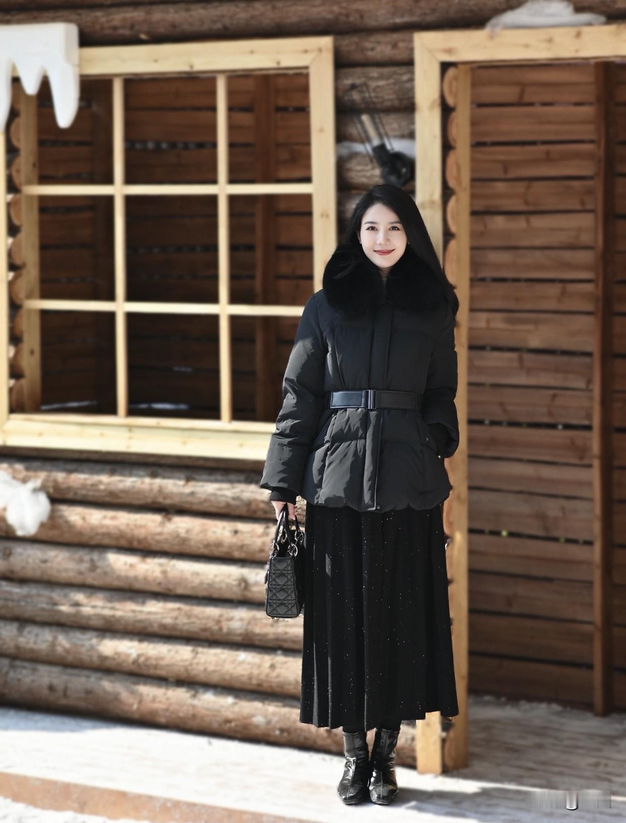 什么样的穿搭可以成为气质女神?想成为气质女神，穿搭可有不少门道。剪裁合身很关键，