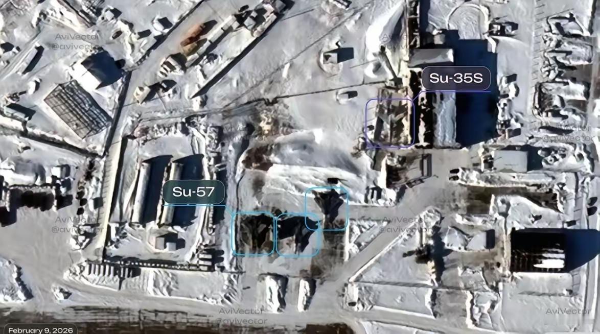 看懂了吗？俄罗斯空天军把苏35战机，苏57隐身战机，都转移到黑龙江对面的，俄军远