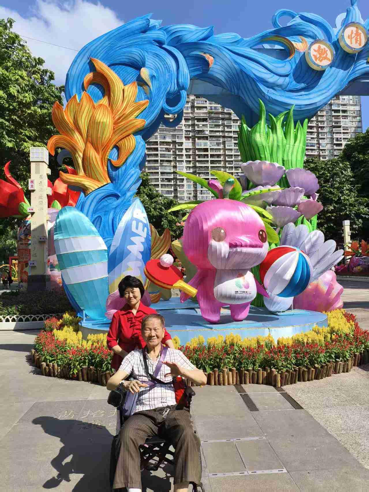 退休金3万+，80多岁的父母舍不得请保姆的心理是什么？上周日早上6：25，8