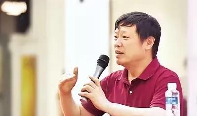 胡锡进又成了焦点——如果发起全网封杀他的投票，你会投赞成票吗？这位前《环