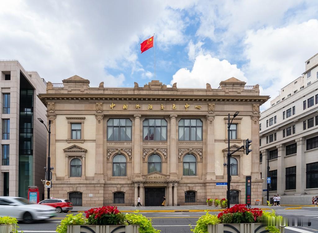 外资巨头们终于发现了一个全球独一份的“新玩法”：在中国借钱，去全球花。瑞银（U