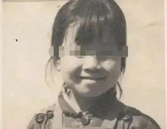 1990年，陕西一个13岁的小姑娘，用农药害死了亲生父母与9岁的弟弟，警察到达的