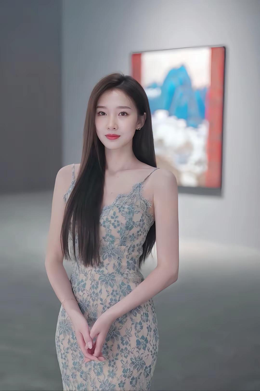 优雅气质，蕾丝长裙，艺术画廊里的美丽瞬间