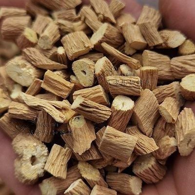 几毛钱的山楂，巧搭一物煮水喝，结节问题不发愁如果你有结节的问题，下面这2个泡水