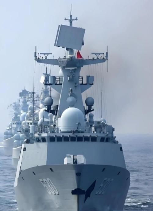 有美国专家曾指出，世界的主要矛盾是中国不想当老大，美国不甘心做第二。而从整体实力