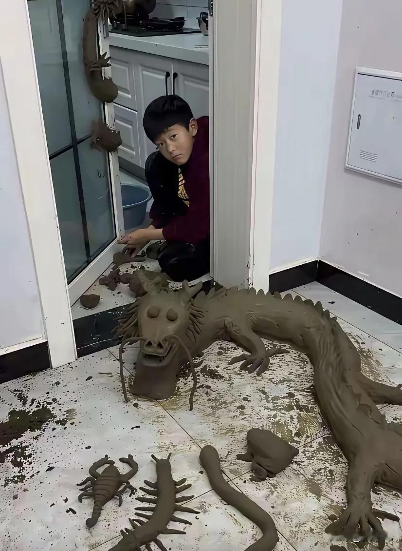 看到了吧，这就是天赋，不是特殊训练出来的，是与生俱来的，在不经意间展现出来的！