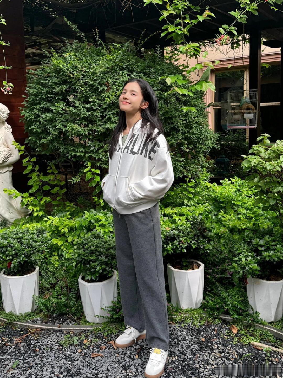 张婧仪说自己不想拍撕拉片张婧仪拒绝拍撕拉片张婧仪拒绝拍撕拉片展现职业态度，张