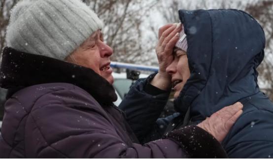 战争硝烟下的女人：乌克兰八百万人流亡背后的生存挣扎