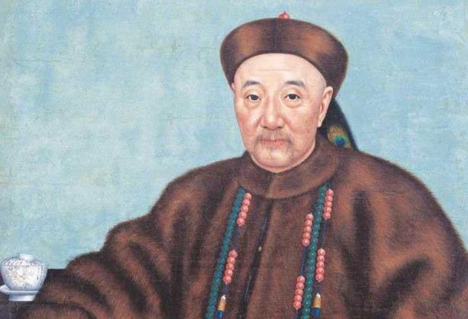 晚清首富胡雪岩富可敌国，一共娶了13个老婆，每天晚上睡觉前，老胡还会玩一个奇葩的