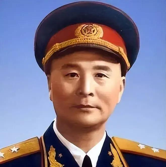 1936年8月，大别山地区深陷血雨腥风之中。国民党军的第五次